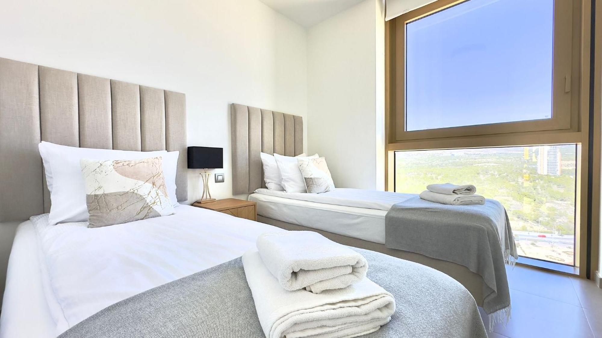 Intempo Residence By Leo Apartments Benidorm Luaran gambar
