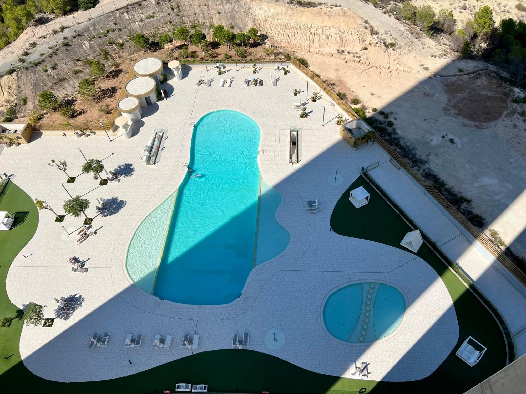 Intempo Residence By Leo Apartments Benidorm Luaran gambar