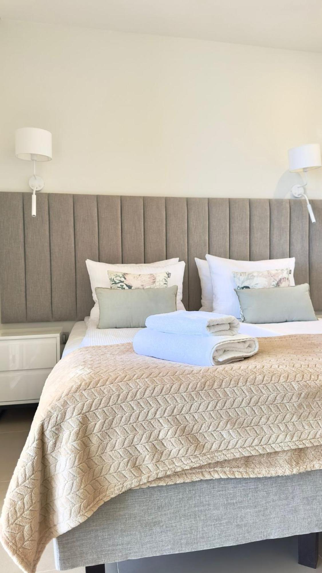 Intempo Residence By Leo Apartments Benidorm Luaran gambar