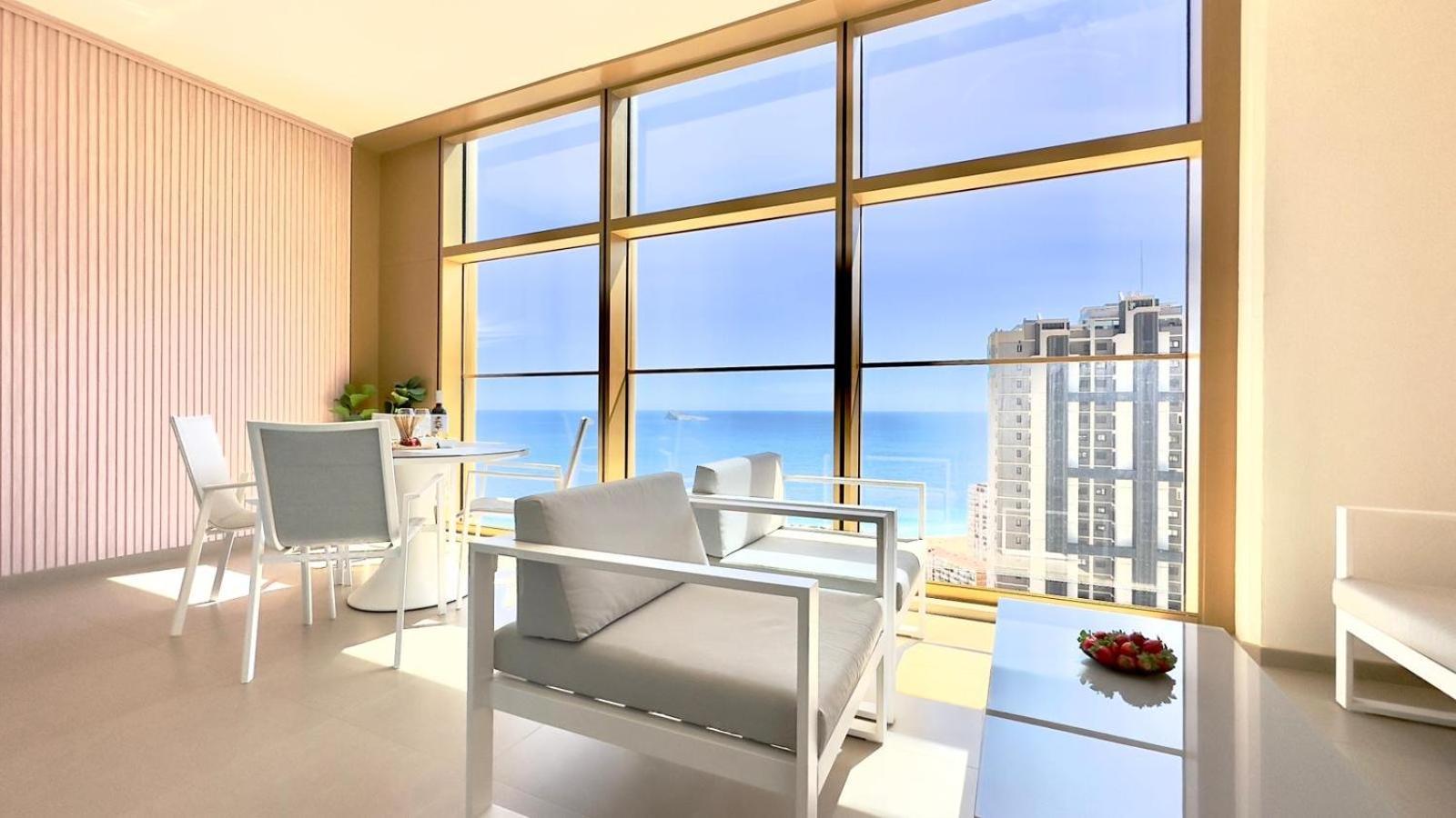 Intempo Residence By Leo Apartments Benidorm Luaran gambar