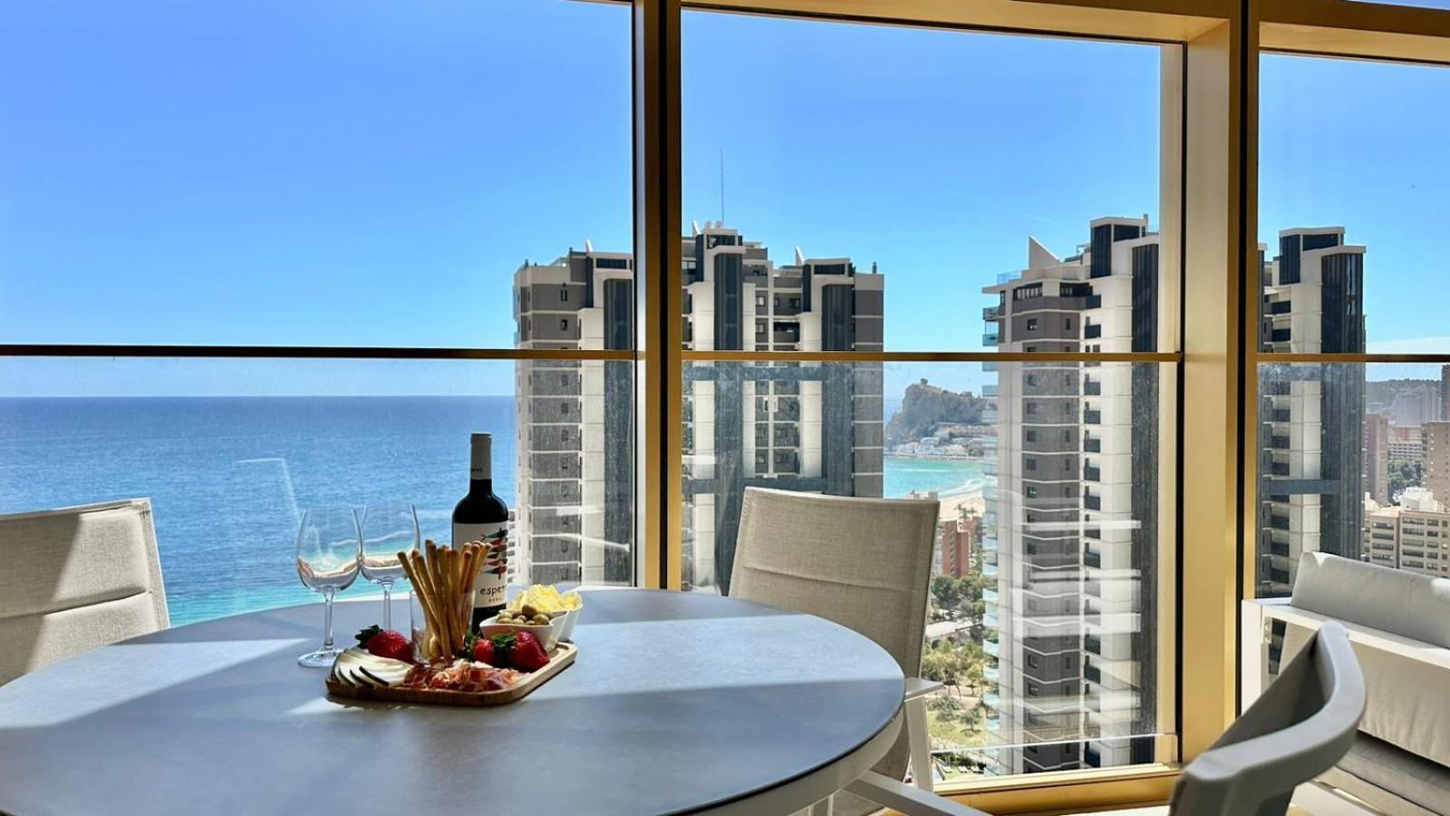 Intempo Residence By Leo Apartments Benidorm Luaran gambar
