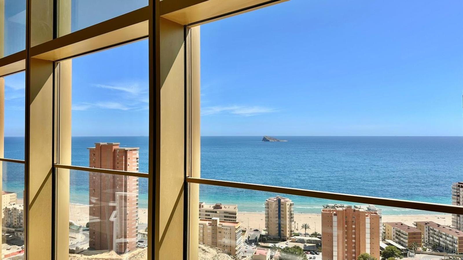 Intempo Residence By Leo Apartments Benidorm Luaran gambar